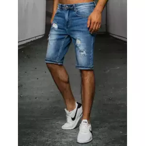 Moderné džínsové kraťasy.